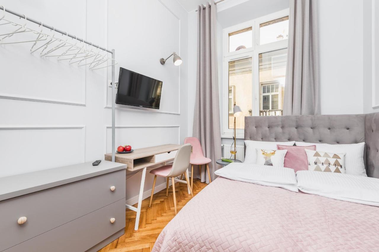 Traveler'S Best Choice - Old Town Guesthouse - By Upstairs Krakau Buitenkant foto