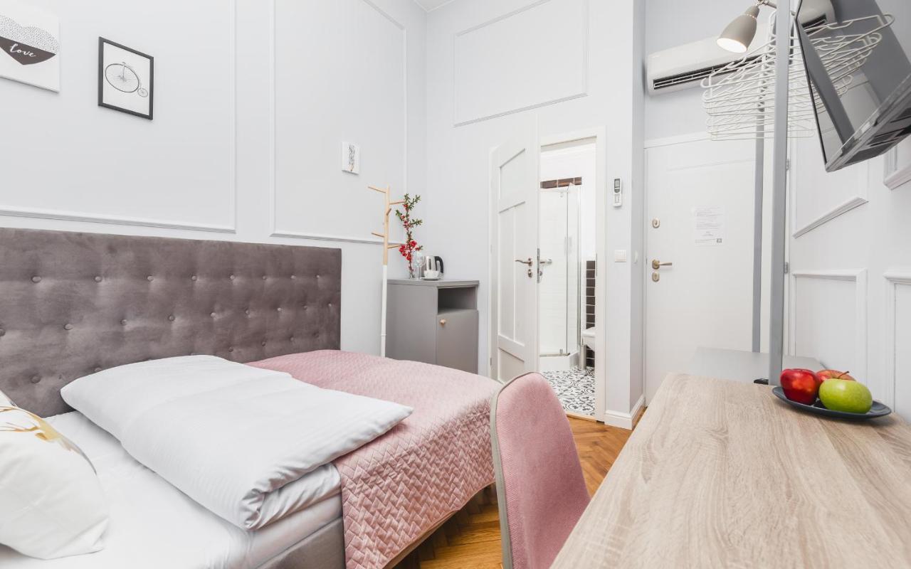 Traveler'S Best Choice - Old Town Guesthouse - By Upstairs Krakau Buitenkant foto