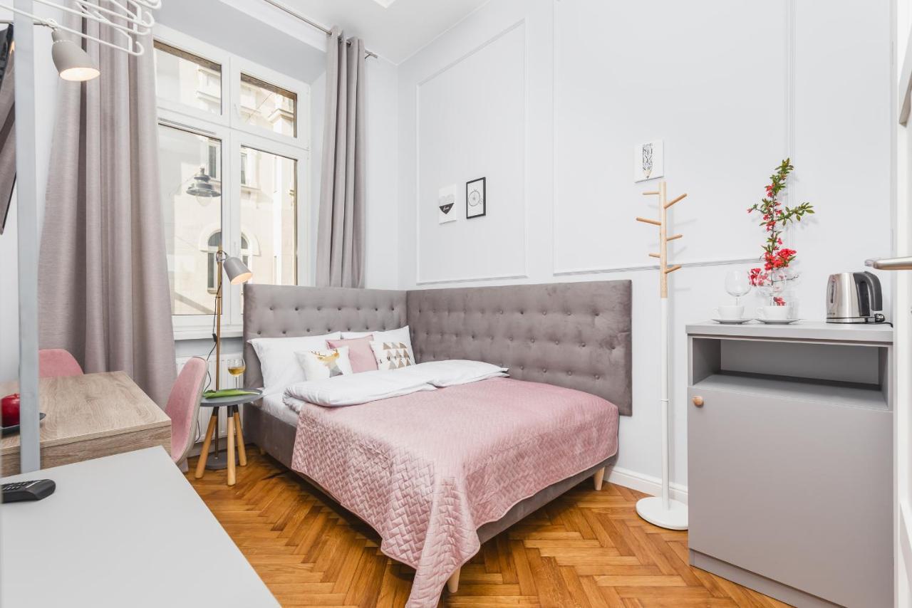 Traveler'S Best Choice - Old Town Guesthouse - By Upstairs Krakau Buitenkant foto