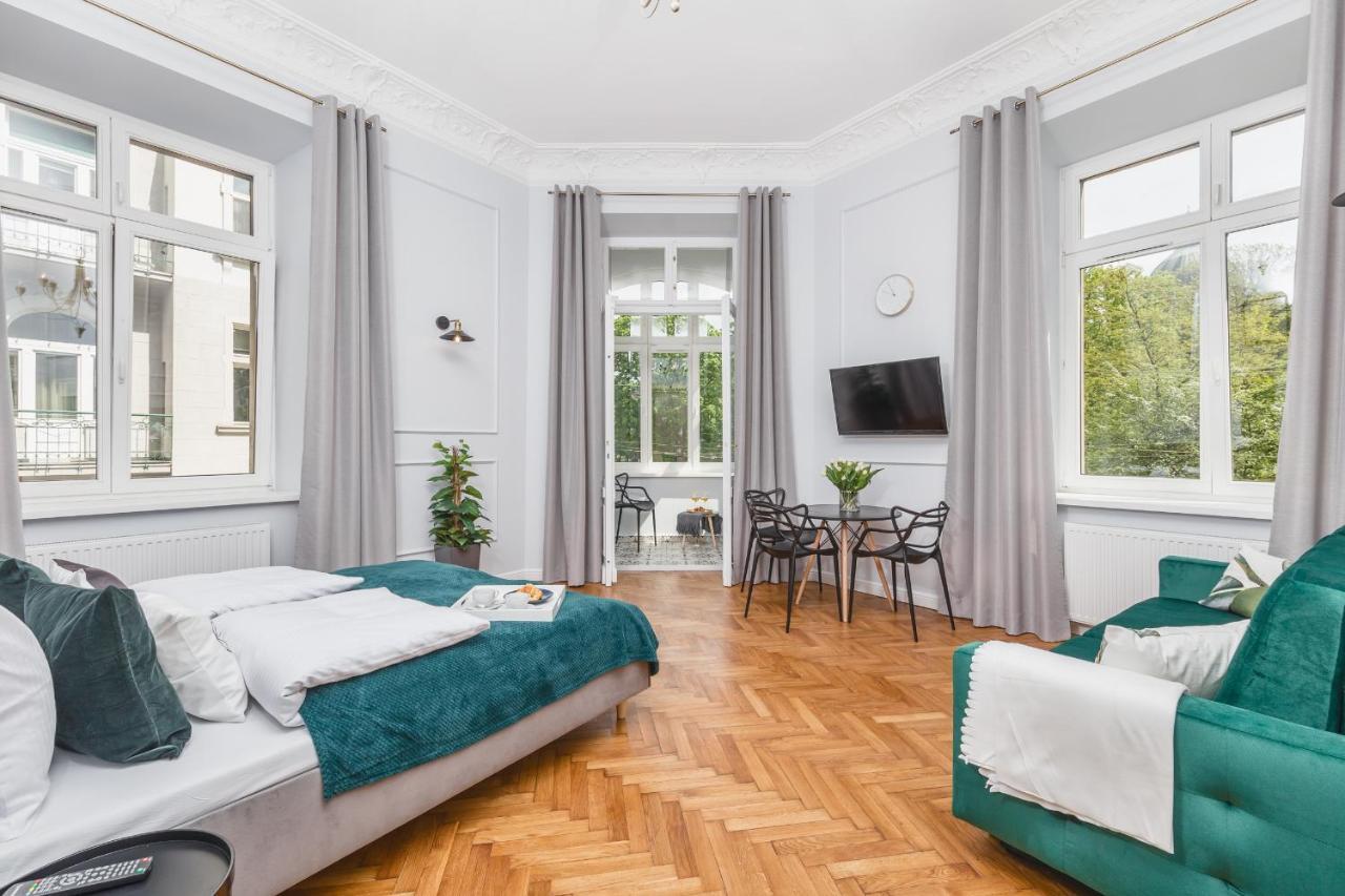 Traveler'S Best Choice - Old Town Guesthouse - By Upstairs Krakau Buitenkant foto